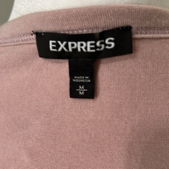 Express Pink Long Sleeve V-Neck Lace Up Shoulder Top. Size M - Picture 11 of 12